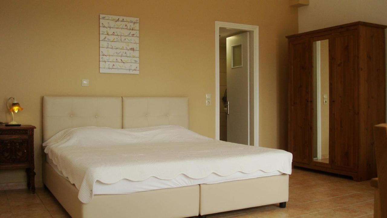 Merlot Village Rental Apartments Karia  Exterior photo